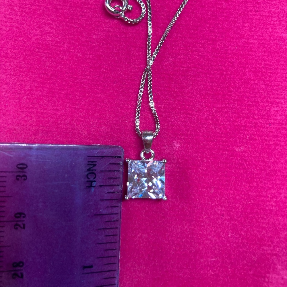 Sterling Silver Diamond 💎 Necklace - Picture 4 of 4